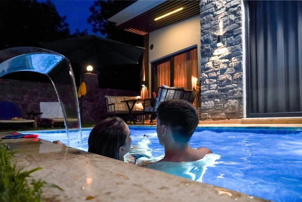 Vital Home Sapanca Isitmali Havuzlu Villa&Bungalov Zewnętrze zdjęcie
